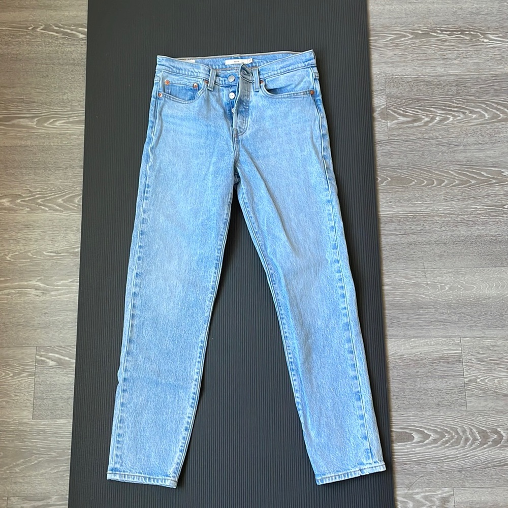 Levi’s Wedgie Icon Fit High Waste Jeans